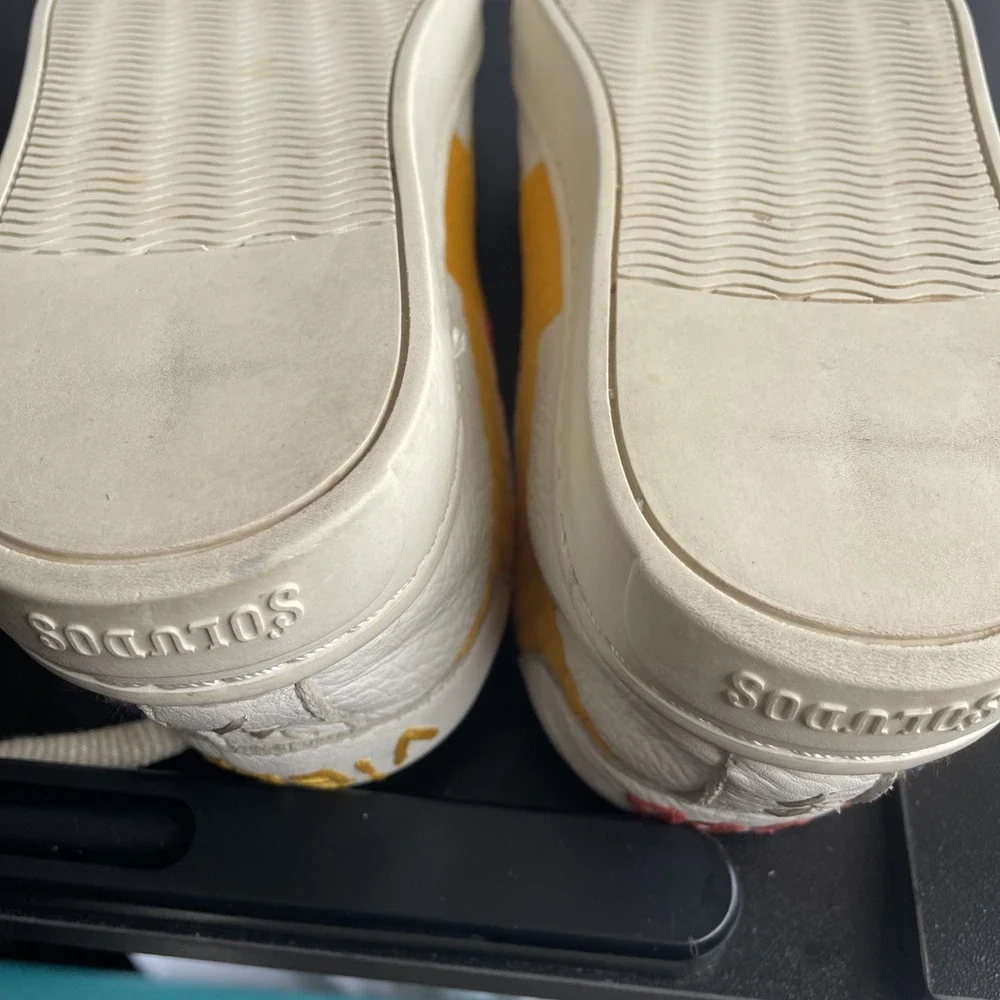 Soludos Ibiza Sz 7.5 White Leather Low Top Sneakers Rainbow Wave sun‎ Good Vibes
